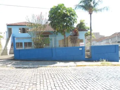 Casa para venda em Centro