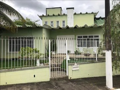 Casa para aluguel em Eucaliptal