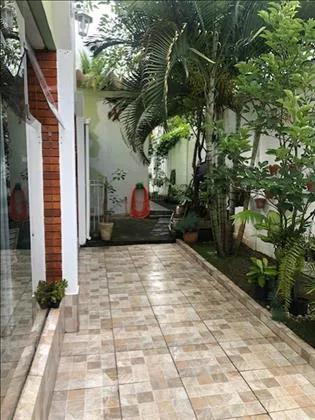 Casa para aluguel em Eucaliptal