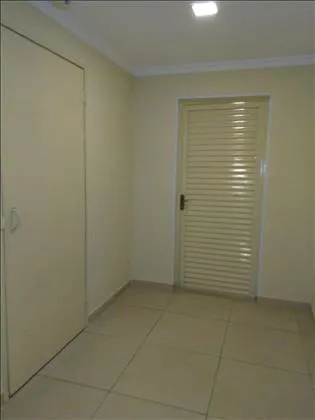 Apartamento para venda e aluguel em Comercial