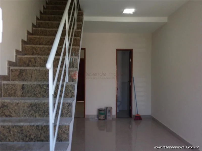 Foto 10 de 32 - Casa para venda em Jardim D'Oeste