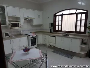 Casa para venda em Morada da Colina