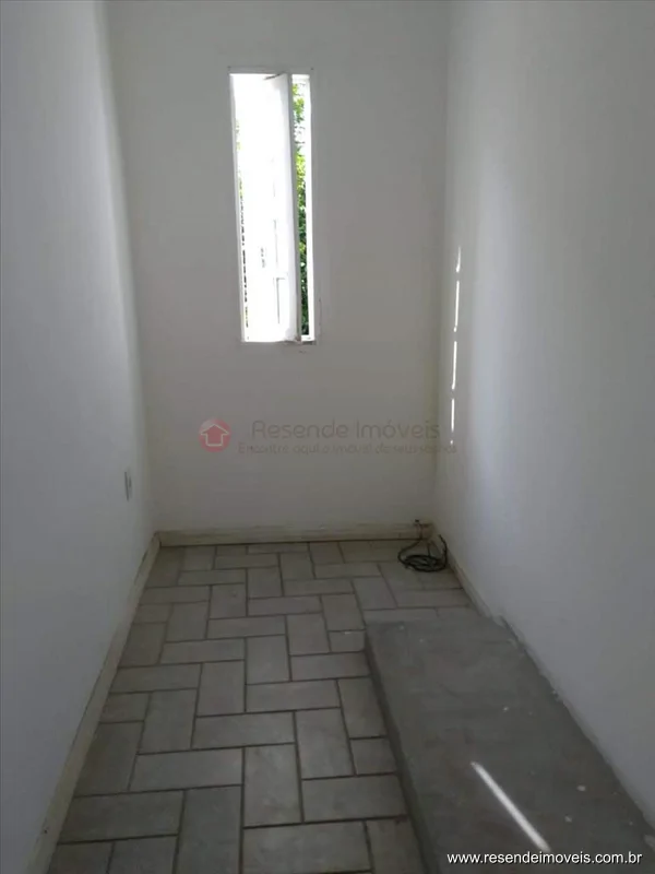 Foto 13 de 19 - Casa para venda em Casa da Lua