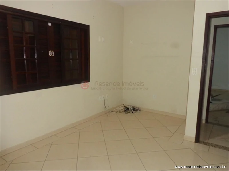 Foto 6 de 37 - Casa para venda em Casa da Lua