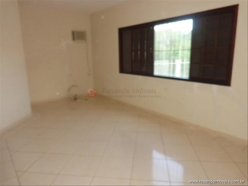 Foto 22 de 37 - Casa para venda em Casa da Lua