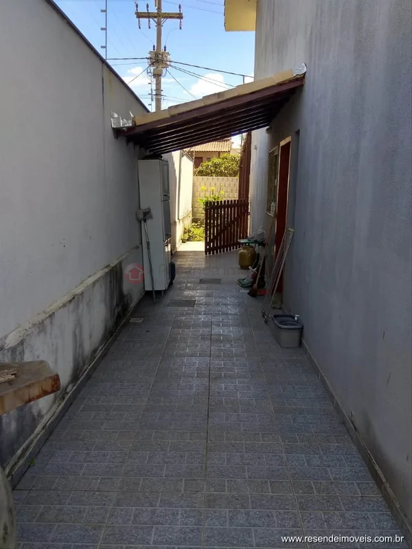 Foto 10 de 18 - Casa para venda em Monet