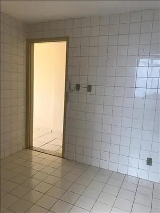 Apartamento para aluguel em Comercial