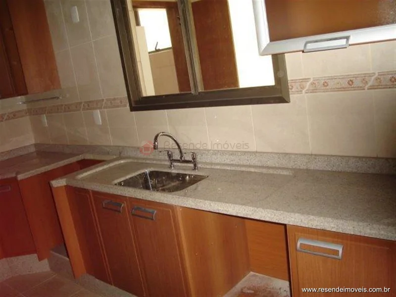 Foto 5 de 17 - Apartamento para venda em Morada do Castelo