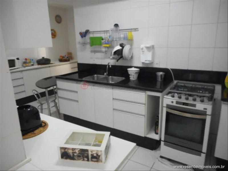 Foto 32 de 43 - Apartamento para venda em Comercial