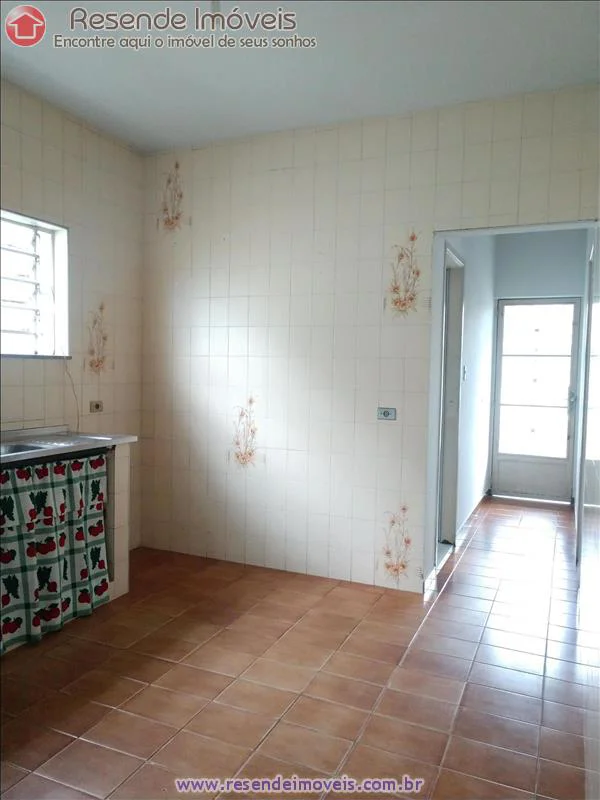 Foto 1 de 9 - Casa para aluguel em Vila Santa Cecília