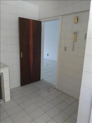 Apartamento para aluguel em Comercial