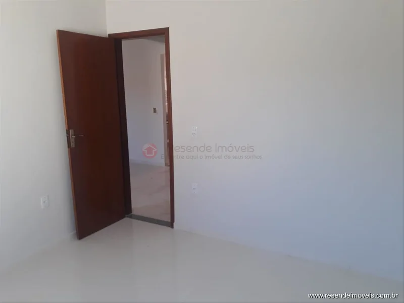 Foto 5 de 10 - Casa para venda em Morada do Contorno