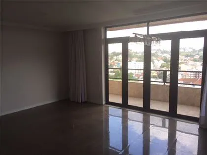 Apartamento para aluguel em Centro