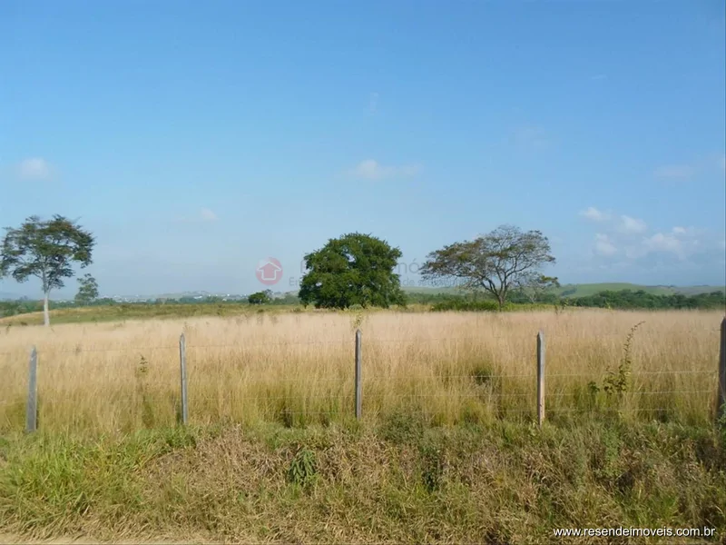 Foto 11 de 16 - Área comum para venda em Fazenda da Barra