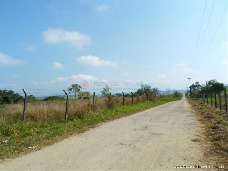 Foto 15 de 16 - Área comum para venda em Fazenda da Barra