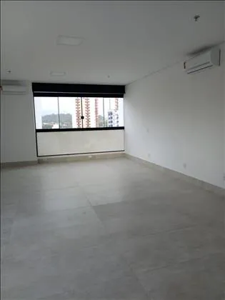 Sala Comercial para aluguel em Centro