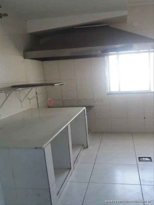 Foto 5 de 13 - Loja para venda em Morada do Contorno