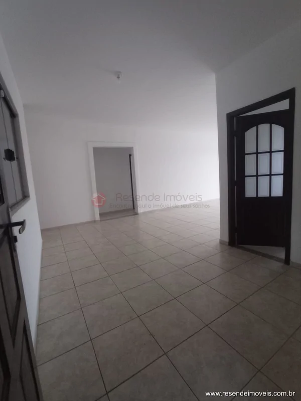 Foto 9 de 33 - Casa para aluguel em Morada da Colina