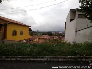 Terreno para venda em Morada da Colina