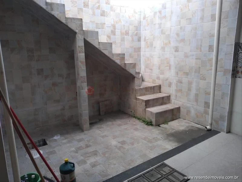 Foto 16 de 18 - Casa para venda em Morada da Montanha