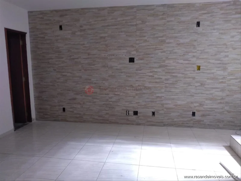 Foto 8 de 18 - Casa para venda em Morada da Montanha