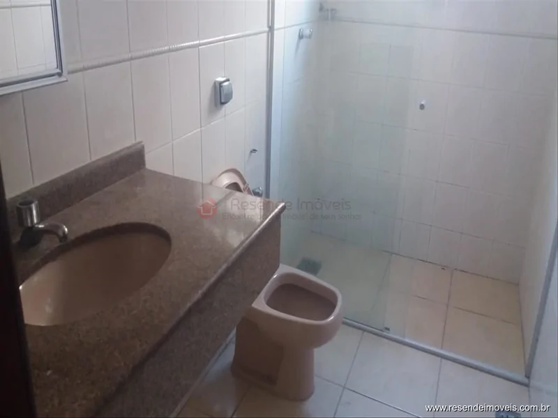 Foto 2 de 26 - Casa para aluguel em Morada da Colina