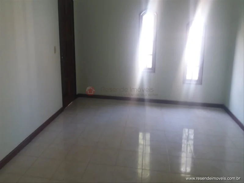 Foto 3 de 26 - Casa para aluguel em Morada da Colina