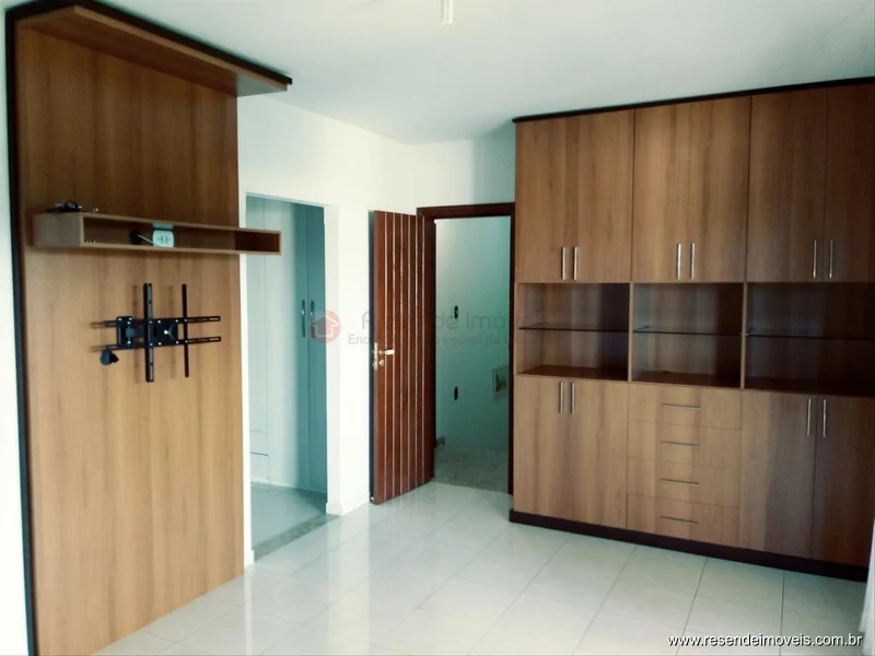 Foto 3 de 40 - Casa para venda em Jardim Brasília