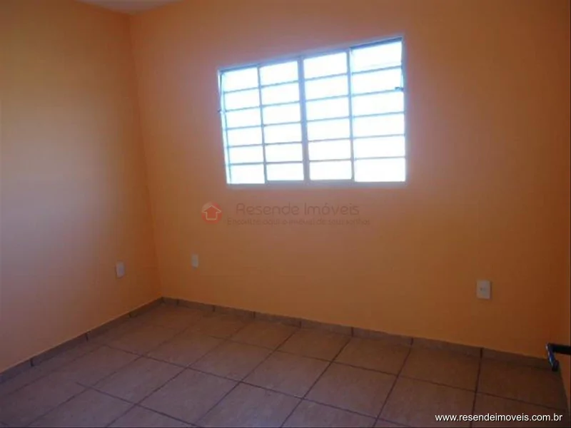 Foto 8 de 11 - Casa para venda em Monet