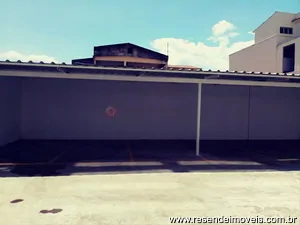 Flat para venda e aluguel em Jardim Tropical