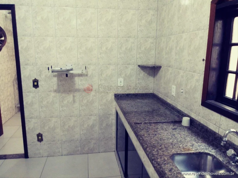 Foto 3 de 39 - Casa para venda e aluguel em Morada da Colina