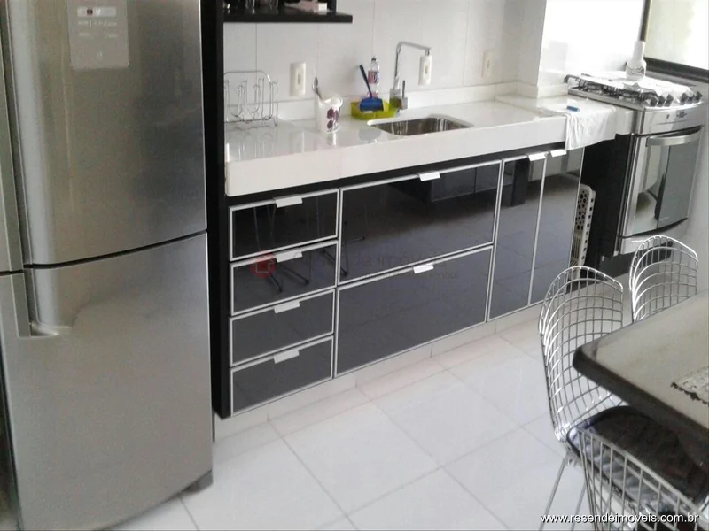 Foto 9 de 13 - Apartamento para venda e aluguel em Comercial