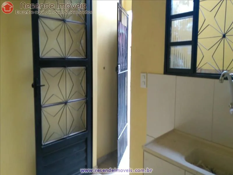 Foto 3 de 5 - Kitnet para aluguel em Cabral