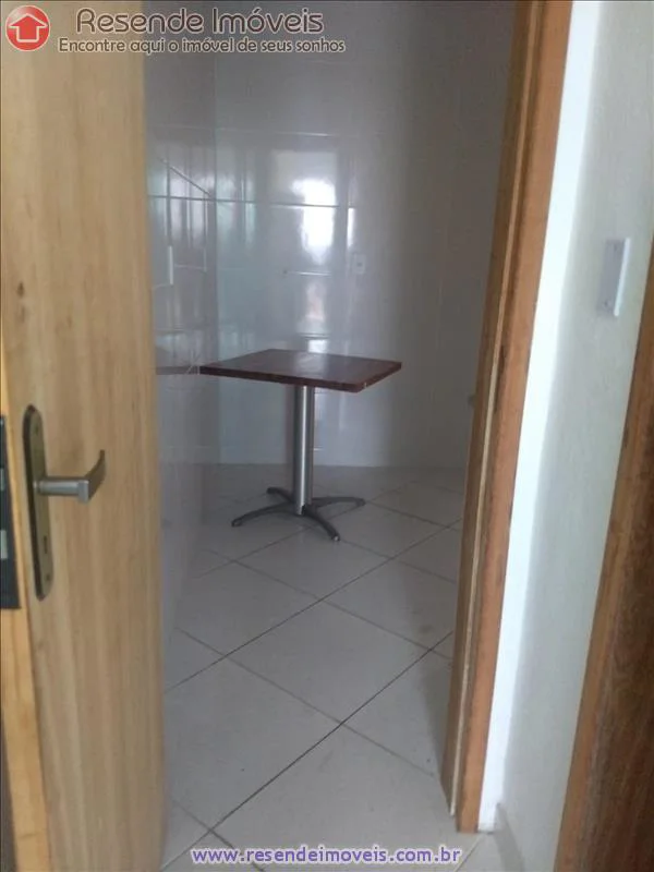 Foto 2 de 19 - Kitnet para aluguel em Cidade Alegria