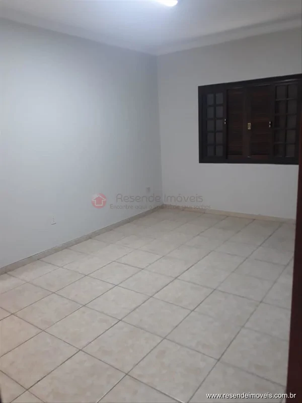 Foto 3 de 27 - Casa para venda e aluguel em Centro