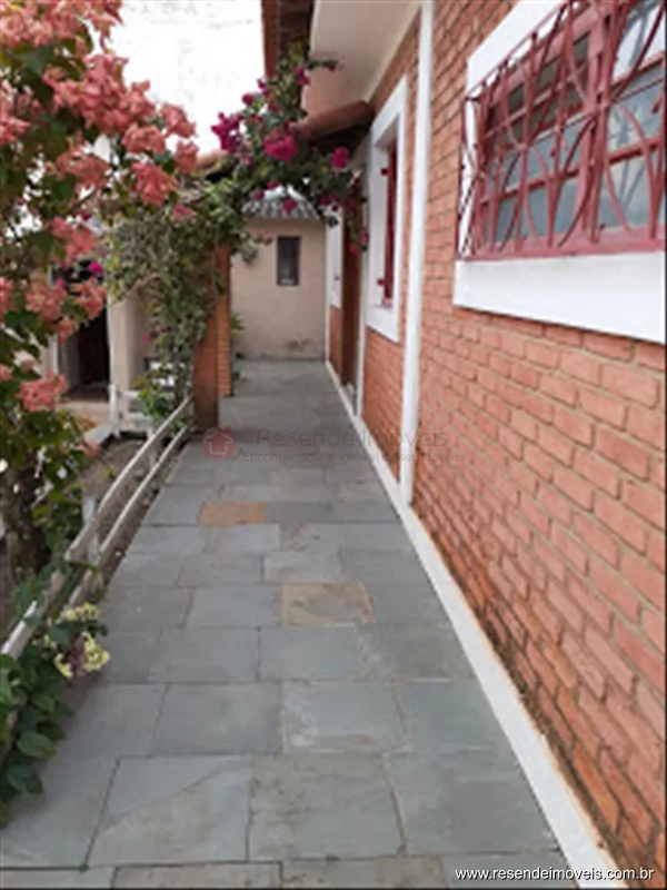 Foto 1 de 64 - Casa para venda em Montese