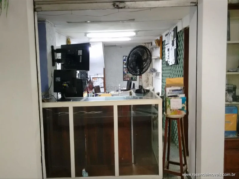Foto 2 de 10 - Loja para venda em Centro