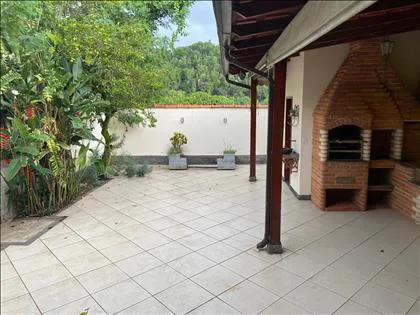 Casa para venda em Montese