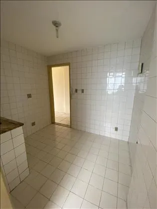 Apartamento para aluguel em Comercial