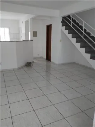 Casa para venda e aluguel em Montese