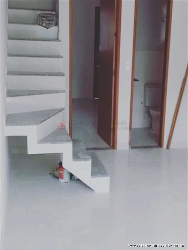 Foto 2 de 14 - Casa para venda em Jardim D'Oeste