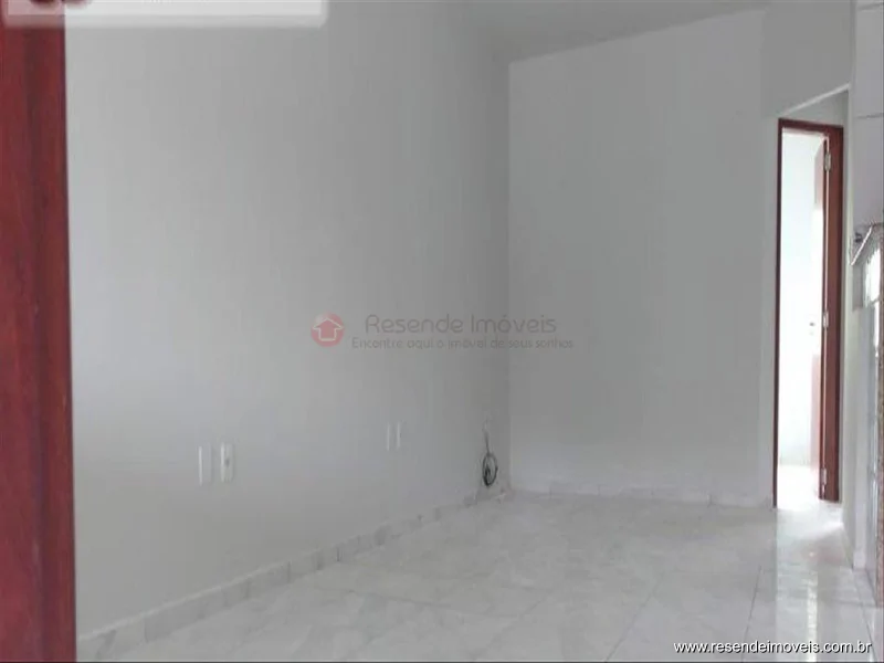 Foto 2 de 10 - Casa para venda em Parque Ipiranga