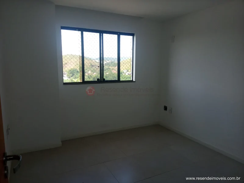 Foto 4 de 8 - Apartamento para aluguel em Morada do Castelo