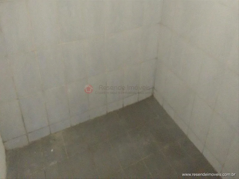 Foto 1 de 16 - Casa para venda e aluguel em Monet