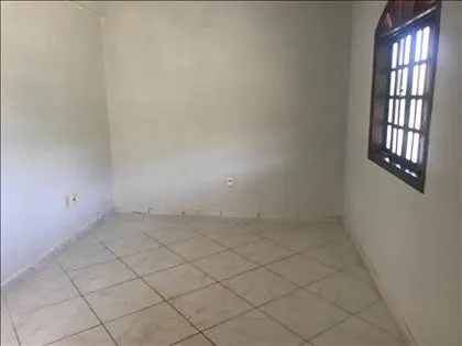 Casa para venda e aluguel em Lava-pés