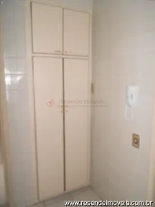 Apartamento para aluguel em Comercial