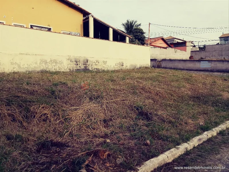 Foto 2 de 3 - Terreno para venda em Morada da Colina