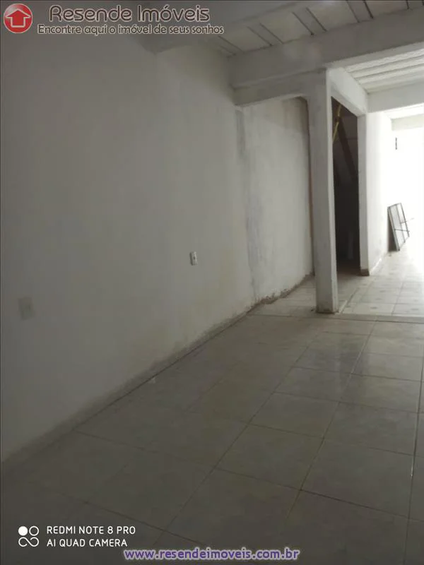 Foto 3 de 5 - Loja para aluguel em Morada do Contorno