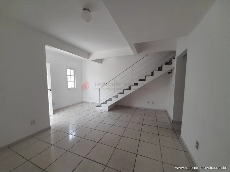 Foto 28 de 33 - Casa para aluguel em Montese