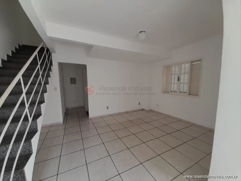 Foto 5 de 33 - Casa para aluguel em Montese